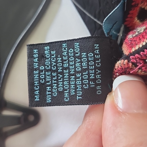 Faith And Zoe Embroidered Long Sleeve Peasant Blouse Small Pink Black Floral - Picture 7 of 9